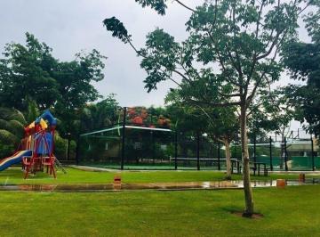 Terreno / Lote · 657m² · Lote en Venta en Privada Kutz, Yucatan Country Club