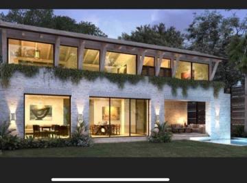 Casa · 438m² · 3 Recámaras · 2 Estacionamientos · Casa en Venta Kutz en El Yucatán Country Club, Mérida
