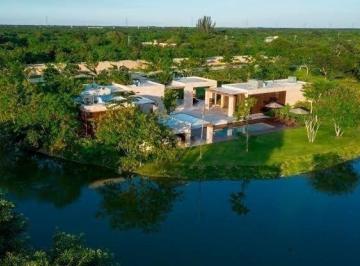 Terreno / Lote · 543m² · Terreno en Venta con Vista Al Lago en Mesana, Cabo Norte, Mérida, Yucatán