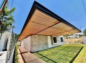 Casa · 391m² · 3 Recámaras · 3 Estacionamientos · Casa - Fraccionamiento Lomas de Cocoyoc