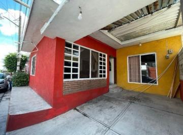 Casa · 130m² · 3 Recámaras · 1 Estacionamiento · Casa - Cuautlixco