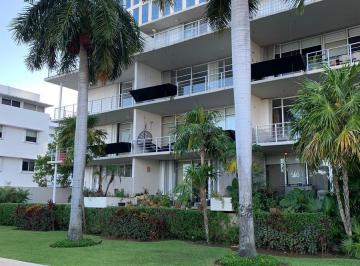 Departamento · 140m² · 2 Recámaras · 2 Estacionamientos · Departamento PH en Venta Cancún Bonampak