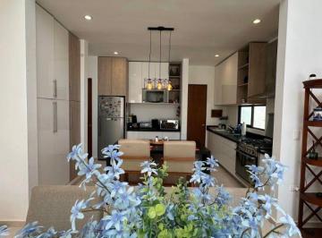 Casa · 260m² · 3 Recámaras · 2 Estacionamientos · Casa en Venta en Cholul, Mérida, Yucatán.