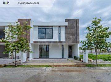 Casa de 3 habitaciones, León · Casa en Venta en Rinconada Santa Fé