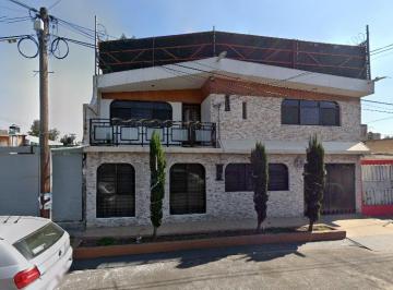 Casa de 4 habitaciones, Gustavo A. Madero · ¡No Dejes Pasar La Oprtunidad de Adquirir Esta Excelente y Hermosa Casa en Remate Bancario!