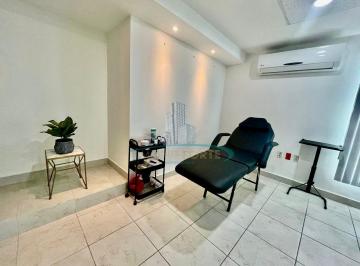 Local comercial · 521m² · Local Consultorio en Petrolera