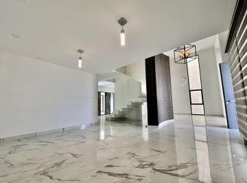 Casa en condominio · 350m² · 3 Recámaras · 3 Estacionamientos · Casa en Renta en Misión de San Jerónimo, Querétaro