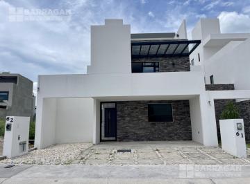 Casa · 227m² · 4 Recámaras · 2 Estacionamientos · Casa en Venta en La Vista Residencial Condominio Cofradía, Estilo, Confort y Naturaleza