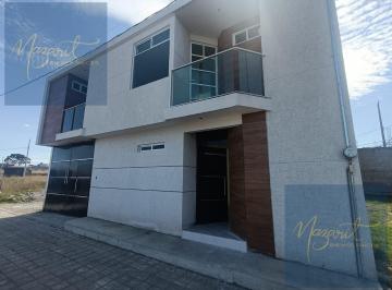 Casa · 160m² · 3 Recámaras · 2 Estacionamientos · Casa en Venta con Tres Recamaras y Jardin en Tlaxcala