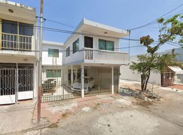 Casa de 4 habitaciones, Veracruz · Casa en Venta en Reforma, Veracruz, Ver.