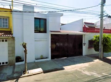 Casa de 3 habitaciones, Gustavo A. Madero · Casa en Guadalupe Tepeyac de Tres habitaciones.¡Remate Bancario!