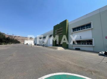 Bodega comercial · 10637m² · 70 Estacionamientos · Nave Industrial en Renta de 10,637 m², en Blvd. Teran Teran, Tijuana.