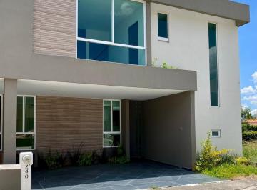 Casa de 4 habitaciones, Morelia · Casa en Venta Finca Campestre Morelia