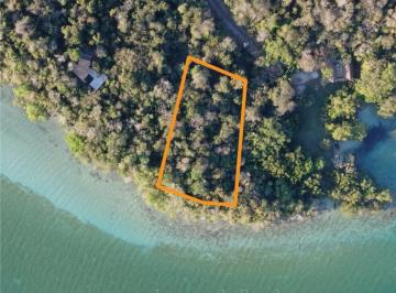 Terreno / Lote · 1400m² · Terreno en Venta