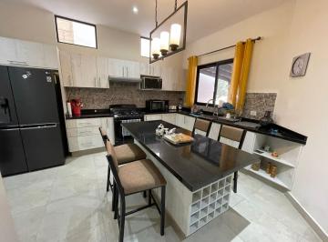 Casa de 3 habitaciones, San Miguel de Allende · Renta de Casa Amueblada, Fracc La Antigua