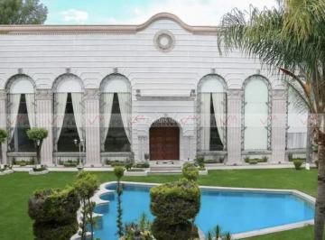 Hotel · 6500m² · 30 Recámaras · 100 Estacionamientos · Hotel en Venta en Tequisquiapan Centro