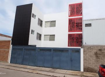 Edificio de 4 habitaciones, León · P. de Las Moras Edifico en Venta 2 Depas y Oficina