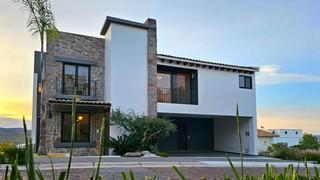 Casa en condominio · 314m² · 3 Recámaras · 3 Estacionamientos · Residencia Muy Amplia con Sotano en Venta, Gran Reserva, Lomas de Angelopolis 3, Puebla