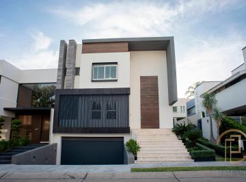Casa en condominio de 4 habitaciones, Zapopan · Residencia de Lujo en Puerta Plata