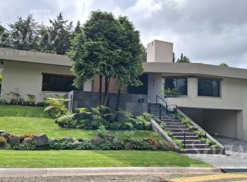 Casa · 600m² · 4 Recámaras · 4 Estacionamientos · Club de Golf Los Encinos en Venta Residencia de Lujo Recién Renovada
