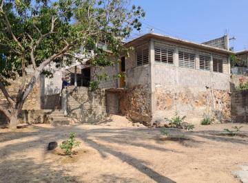 Casa · 100m² · 2 Recámaras · 1 Estacionamiento · Casa en La Sabana Calle Tepozotlan, 5 de Mayo