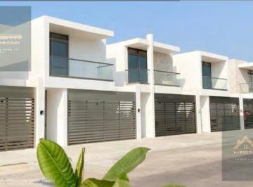 Casa · 194m² · 3 Recámaras · 2 Estacionamientos · Casa en Venta en Cubika Residencial, Boca del Rio, Veracruz