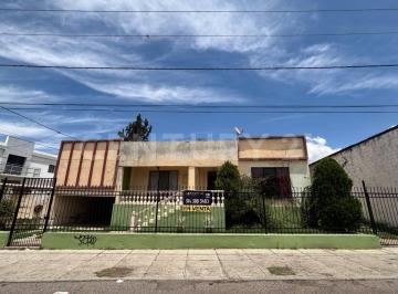 Casa · 319m² · 3 Recámaras · 7 Estacionamientos · Casa en Venta en Col. Centro en Hidalgo del Parral