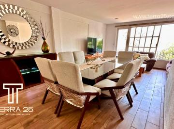 Casa de 4 habitaciones, Naucalpan de Juárez · Casa en Venta en Naucalpan