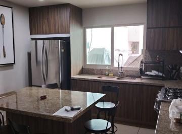 Casa en condominio en Venta de 4 habitaciones Residencial Valle Norte · Casa en Venta en Residencial del Valle, Colonia Atemajac del Valle