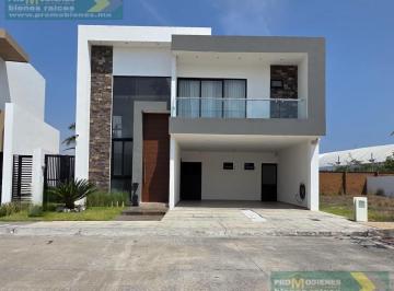 Casa · 313m² · 4 Recámaras · 2 Estacionamientos · Casa de Lujo en Venta I Punta Tiburon