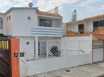 Casa de 4 habitaciones, Veracruz · Casa en Venta en Floresta, Veracruz, Ver.