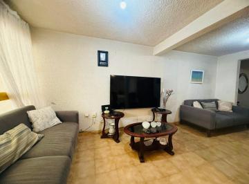 Casa · 185m² · 4 Recámaras · 1 Estacionamiento · Casa en Venta en Jardines de Atizapan, Atizapan de Zaragoza