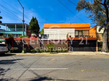Casa · 460m² · 4 Recámaras · 3 Estacionamientos · Casa en Venta en Colonia Campestre Churubusco, Coyoacán, Ciudad de México