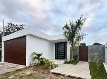 Casa de 6 habitaciones, Motul · Casa en Venta en Motul, Yucatán
