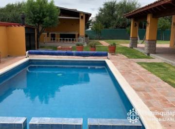Casa de 5 habitaciones, Tequisquiapan · Casa en Venta en Fraccionamiento Residencial Haciendas de Tequisquiapan