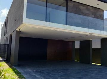 Casa de 3 habitaciones, León · Casa en Venta El Molino Residencial Leon Gto Zona Norte. con Amplia Terraza y Zonas Verdes.