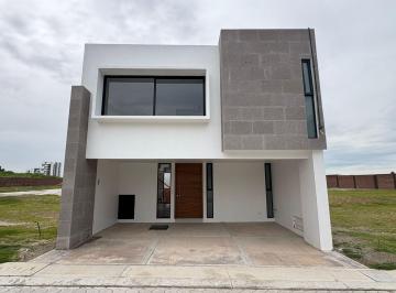 Casa de 3 habitaciones, San Andrés Cholula · Casa en Nueva Venta Lomas de Angelopolis, Muy Cerca de La Zona Comercial!