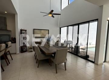Casa · 261m² · 3 Recámaras · 2 Estacionamientos · Casa en Venta en Privada Gran Valle Cholul, Yucatán. - (4)