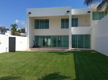 Casa de 3 habitaciones, Jojutla · Casa en Venta en Tequesquitengo Morelos