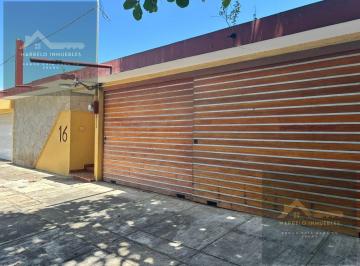 Casa · 330m² · 4 Recámaras · 2 Estacionamientos · Casa en Venta Colonia Faros, Veracruz, Veracruz