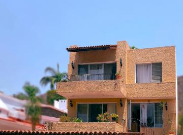 Casa de 4 habitaciones, Zapopan · Casa en Venta Las Cañadas Country Club