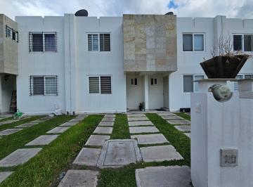 Casa de 3 habitaciones, Querétaro · Casa en Venta en Tres Cantos