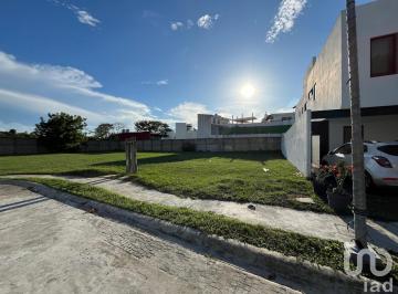 Terreno / Lote · 388m² · Terreno en Zona Country en Fracc. Jardines de Mazaltepec de 388 m²
