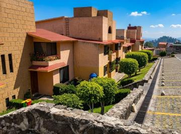 Casa de 3 habitaciones, Naucalpan de Juárez · Casa en Naucalpan de Juarez de Gran Plusvalia y Oportunidad de Inversión Hipotecaria