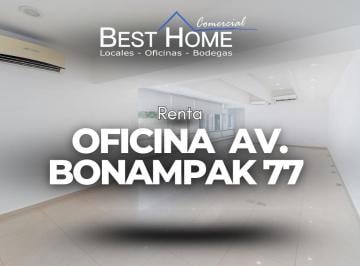 Oficina · 90m² · 2 Estacionamientos · Oficina De90 m² en Renta en Av Bonampak 77 Cancún Q. Roo