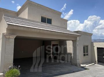 Casa de 3 habitaciones, Ramos Arizpe · Pedregal de Santa Rosa