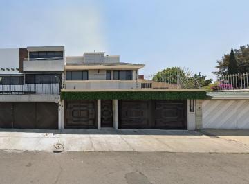 Casa de 5 habitaciones, Coyoacán · ¡Hermosa y Gran Propiedad en Remate Bancario!