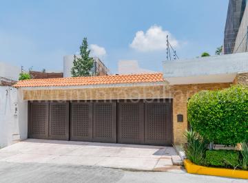 Casa en condominio de 6 habitaciones, Tlalpan · Casa en Venta Fuentes del Pedregal 800 m² Calle Privada