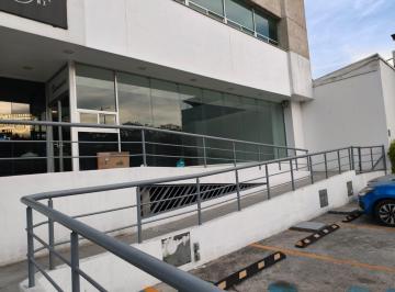 Oficina · 270m² · 75 Estacionamientos · Local Comercial a Pie de Calle en Renta Tlalnepantla