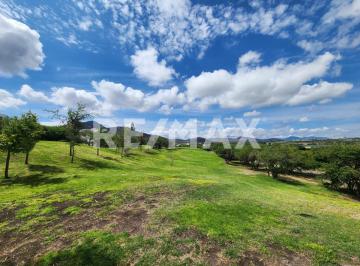 Terreno / Lote · 258m² · Terreno en Esquina Junto a Campo de Golf en El Encino Residencial & Golf Huimilpan – Venta
